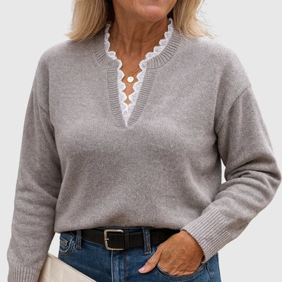 Lila | Elegant Lace Top