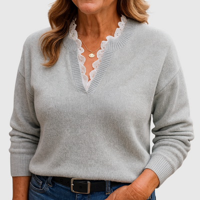 Mia | Chic Lace Top