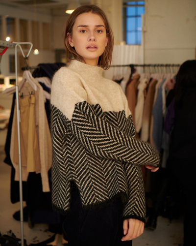 Maya | Cozy Turtleneck Sweater