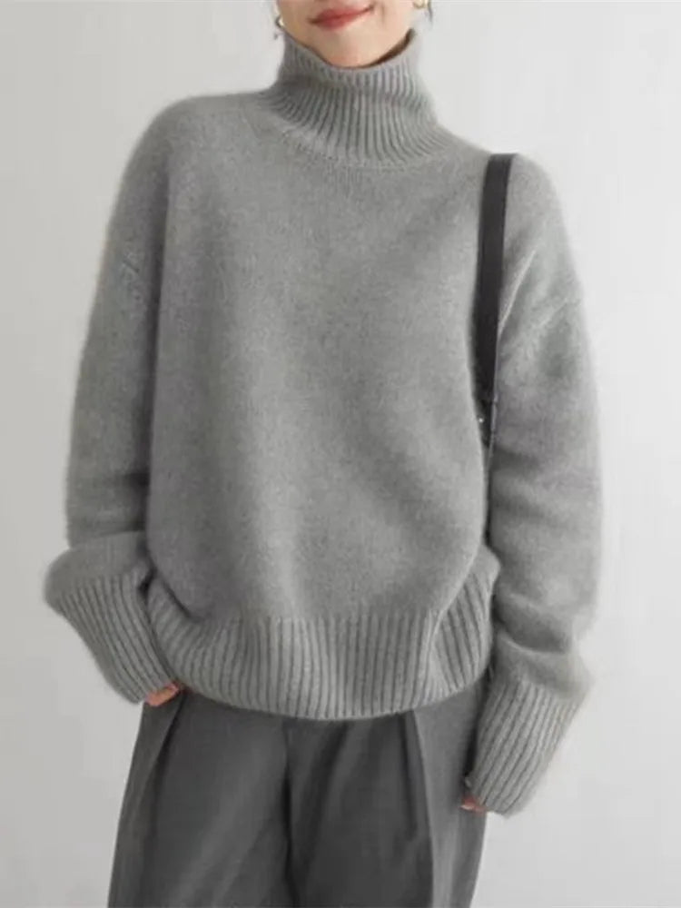 Hannah | Soft Cashmere Turtleneck