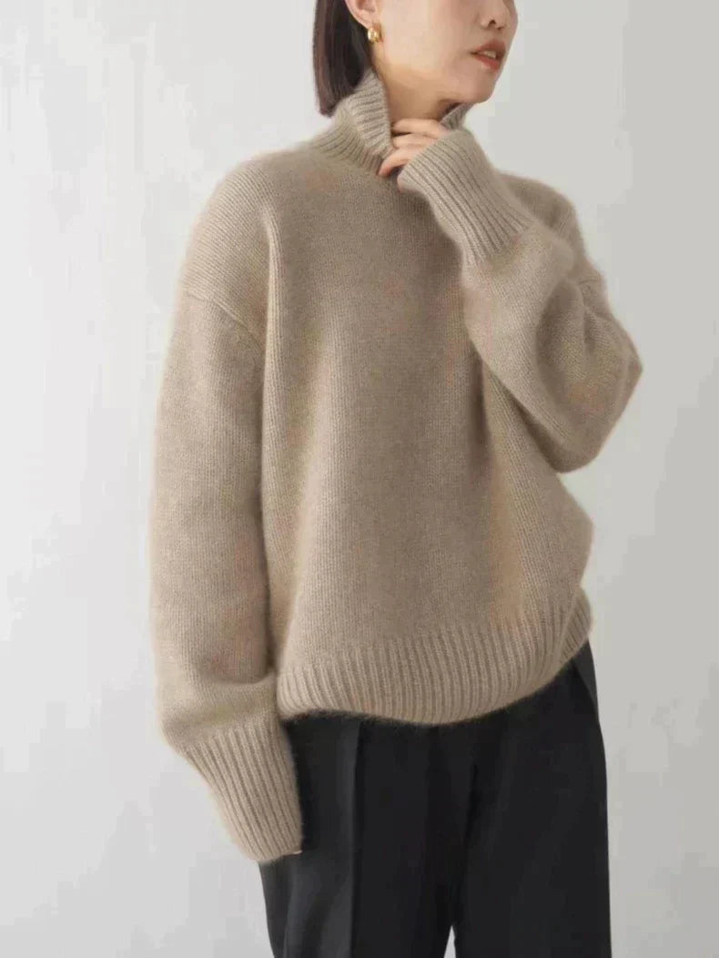Hannah | Soft Cashmere Turtleneck