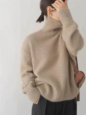 Hannah | Soft Cashmere Turtleneck
