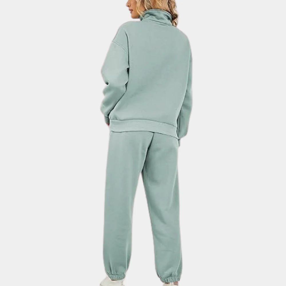 Hannah | Effortless Two-Piece Outfit