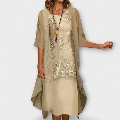 Sophie | Chic Smocked Dress